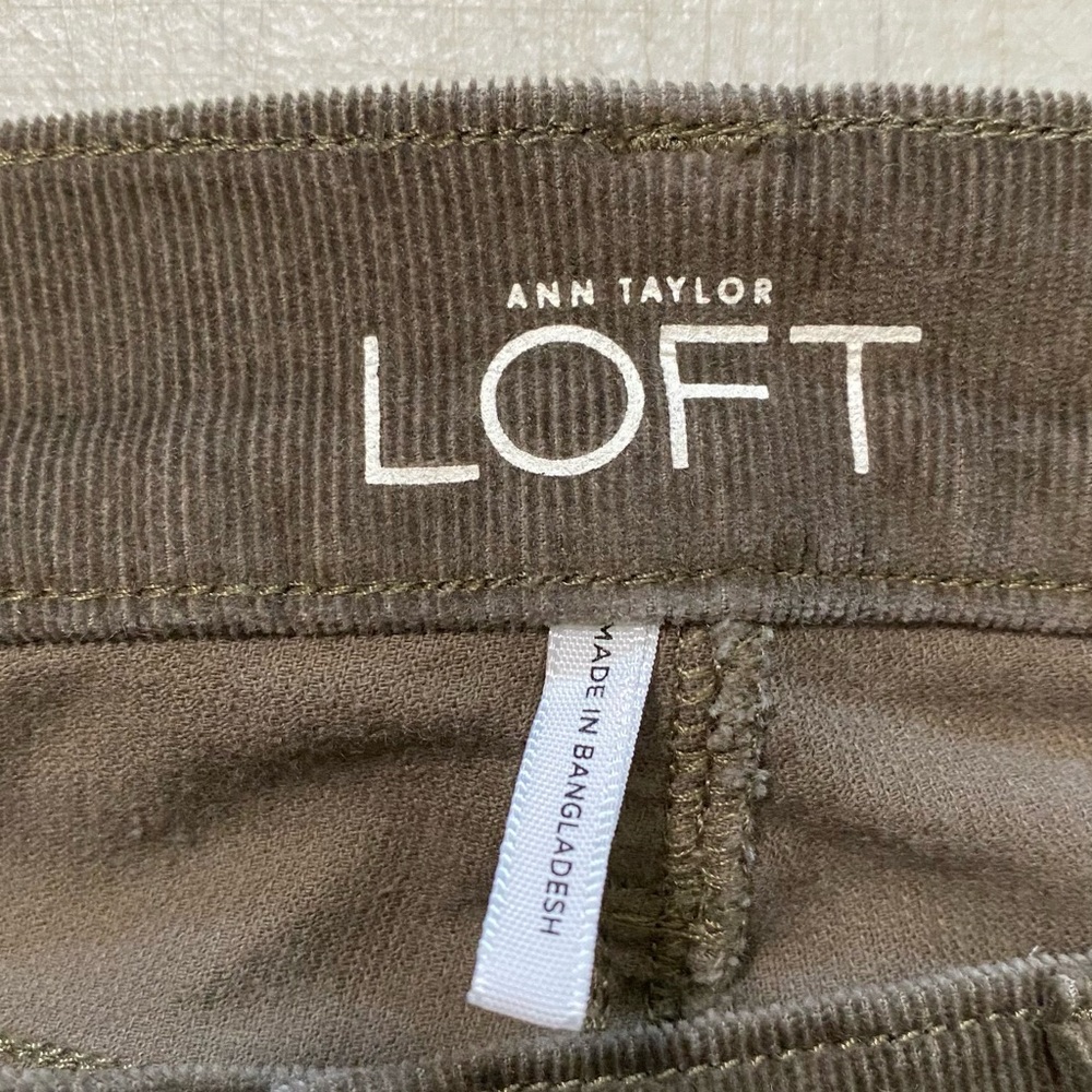 LOFT Dark grey Corduroy Pants - Picture 2 of 11